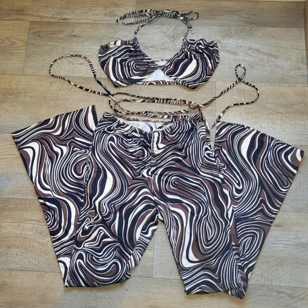 Halter Neck Criss Cross Lace Up Crop Top & Pants Set